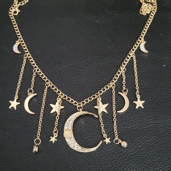 Crescent moon and stars boho bib necklace - Picture 3 of 5